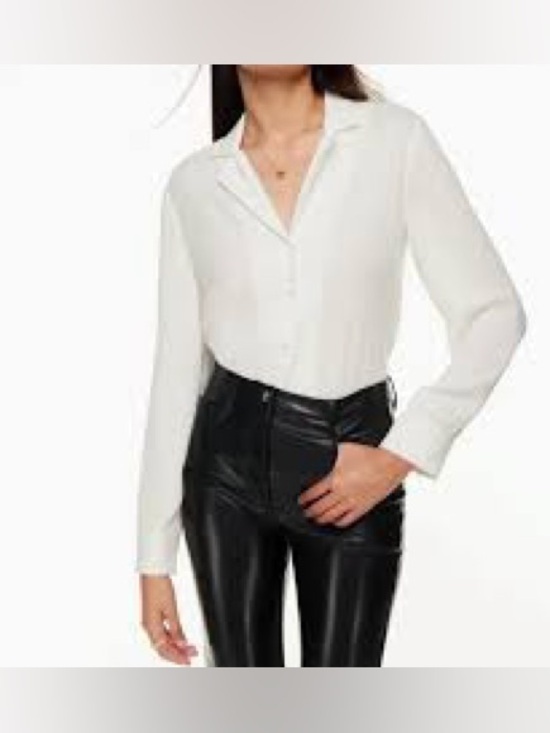 Wilfred Tops - Wilfred Aritzia Tulum Blouse Light Birch Cream Button Front Top Size Large NWT
